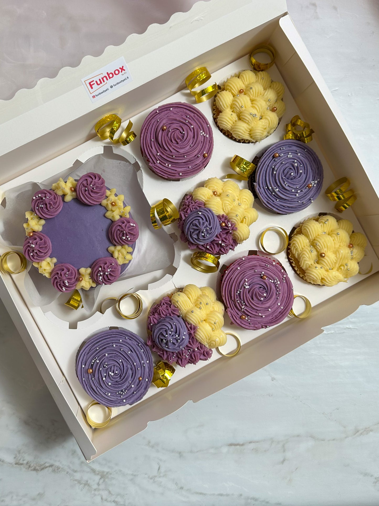 Cupcake Box | Purppura unelma syntymäpäivän juhlalaatikko