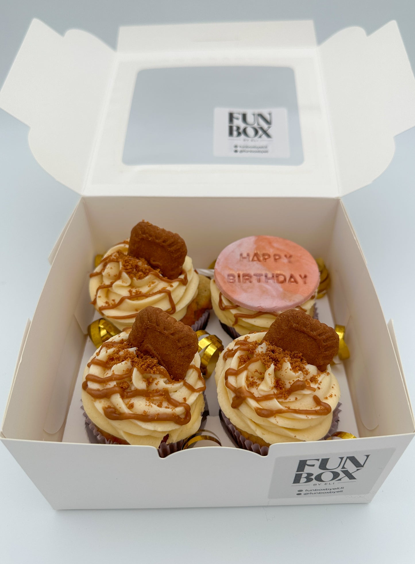 Cupcake Box | Lotus Touch