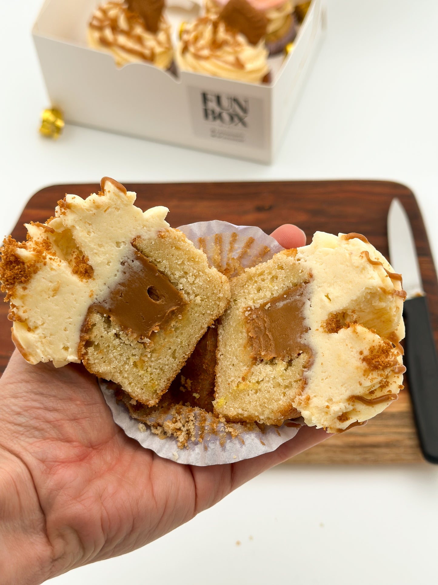 Cupcake Box | Lotus Touch