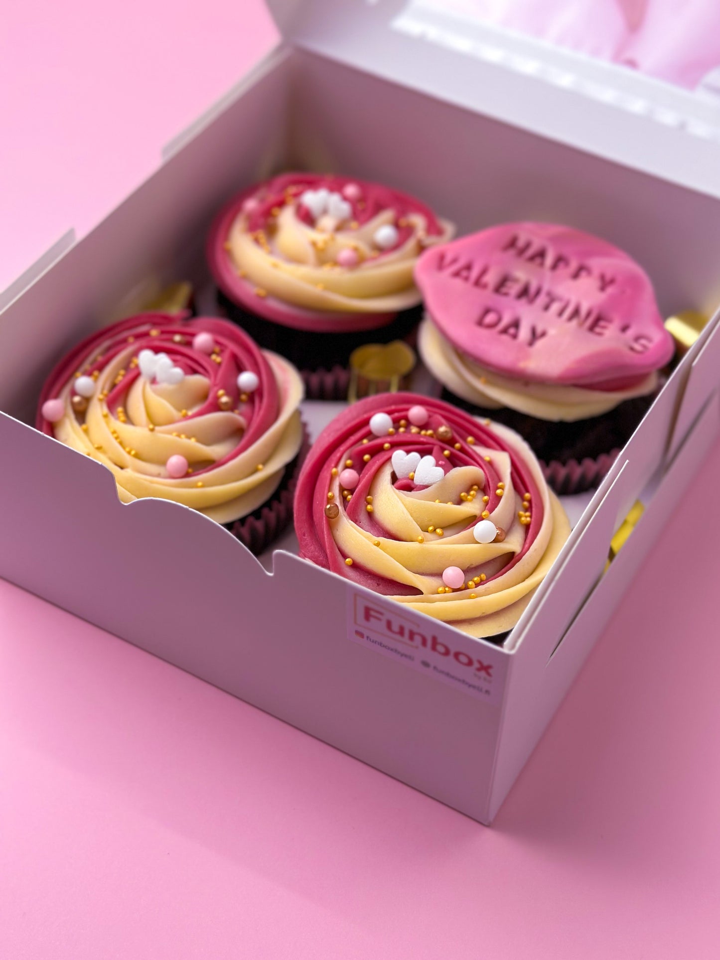 Cupcake Box | Valentines Day - Pink Roses