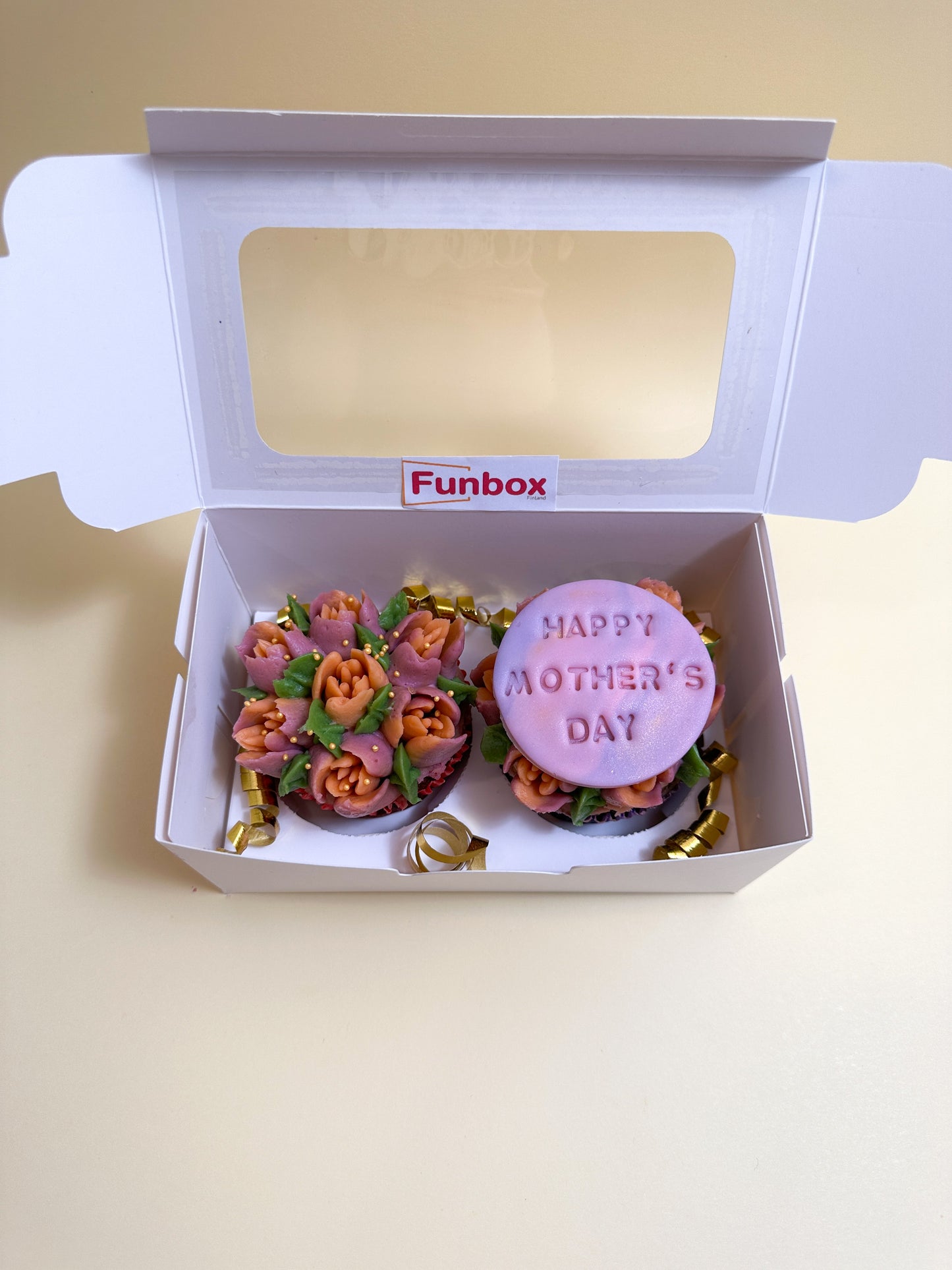 Cupcake Box | Mother's Day Gift Box - Bouquet of Love