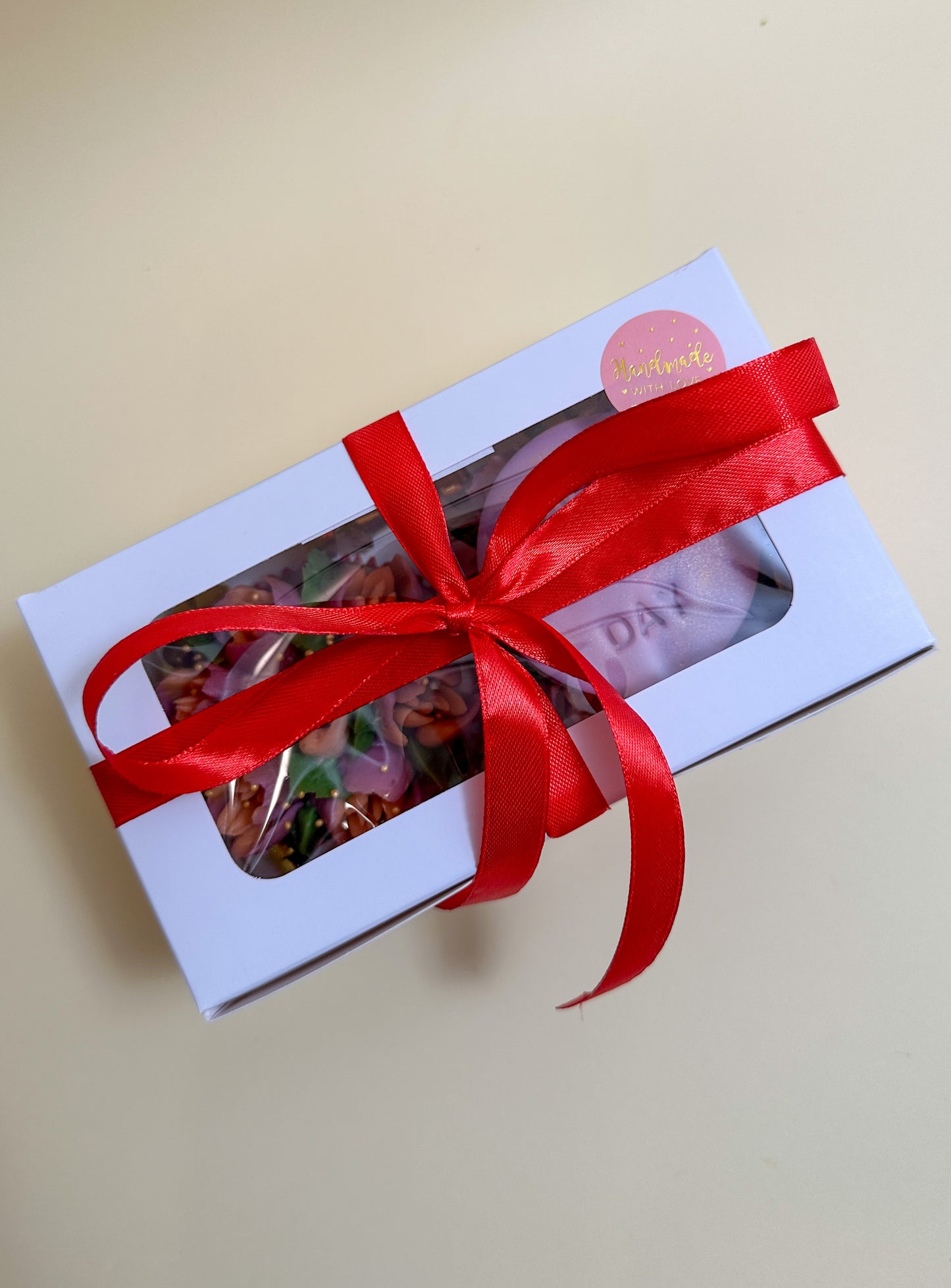 Cupcake Box | Mother's Day Gift Box - Bouquet of Love