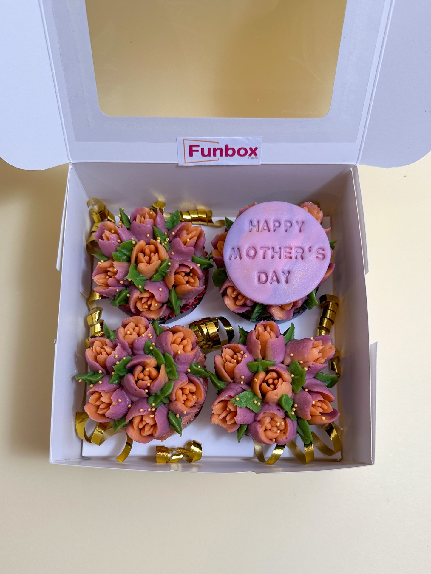 Cupcake Box | Mother's Day Gift Box - Bouquet of Love