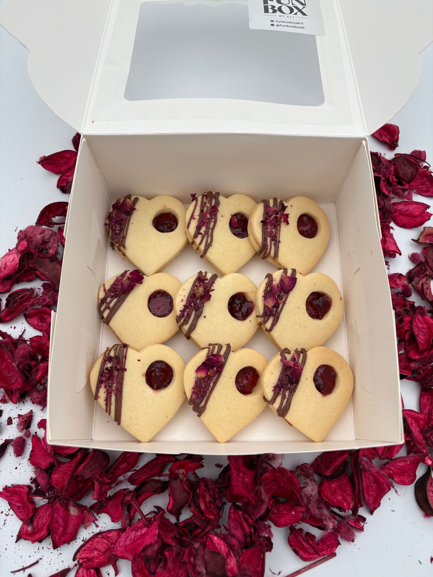 Rose & Berry Heart Cookies